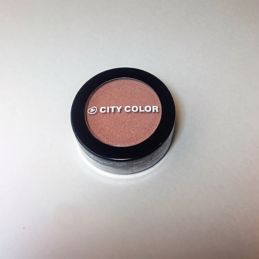 Makeup Bundle - Picture 7 of 8